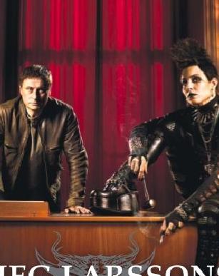 龙纹身的女孩之捅马蜂