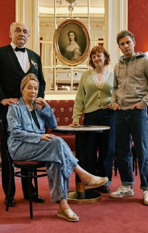 <b><font color='#FF0000'>萨赫之恋</font></b>