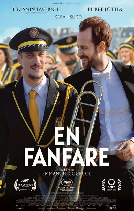 <b><font color='#FF0000'>管乐队</font></b>