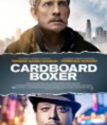 <b><font color='#FF0000'>废纸板拳击手</font></b>