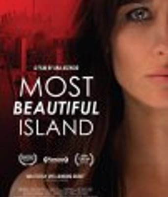 <b><font color='#FF0000'>最美的岛屿</font></b>